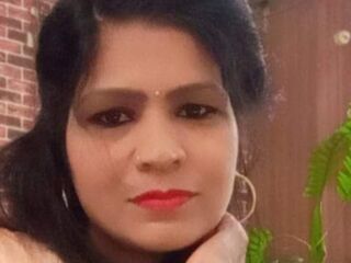 HotNandini
