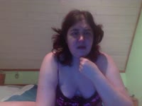 Hallo, ich bin Lucy, 33 Jahre alt und liebe es mich vor der Webcam zu zeigen. Vor allem macht mir Cam2Cam Spass.