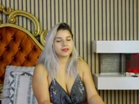 I am a hot and sensual model always in the mood to have fun with you on cam