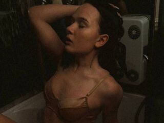 adultcam photo DavinaHislip