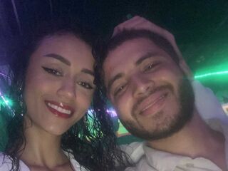 naughty camcouple masturbating with vibrator MaxandAbby