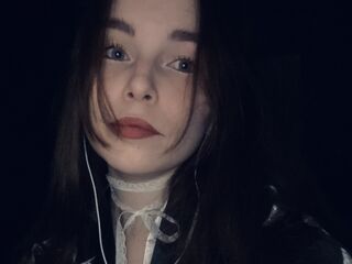 camslut video AdelinaMorris