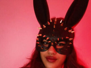 masturbating camgirl AriaLuz