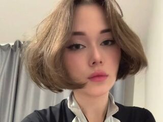 live webcam performer BethannBelschner