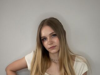 naked cam girl masturbating CandiMalott