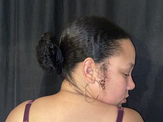 camgirl chat room CrystalJoe