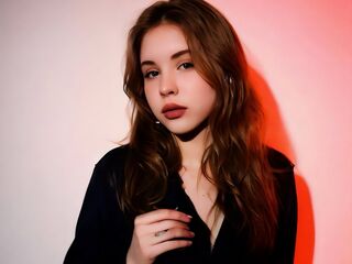shaved pussy cam EllaDawson