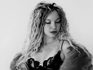 chat room ElleBlair
