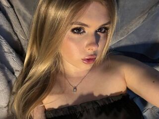hot cam ElvaBrown