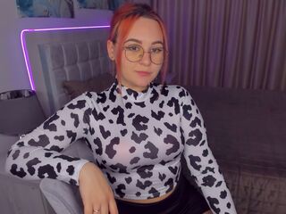 cam girl masturbating with sextoy EsterJill