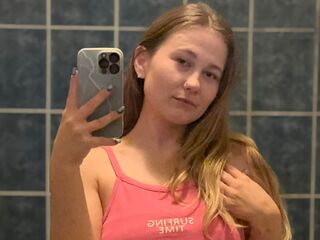 girl topless GlossyMonica