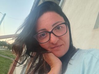 camslut topless JoannaJoanna