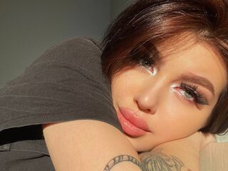 camgirl masturbating KarolinaKaren