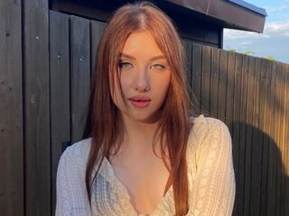 girl chatroom LeeannaDimattia