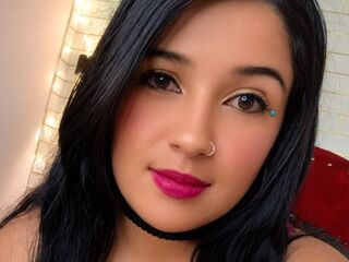 naked webcam girl masturbating LuxyMia