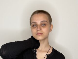 free adult cam picture MargrettHussar
