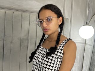 chat room live show MonitaHard