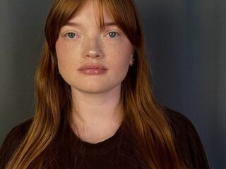 cambitch NellyHolthaus