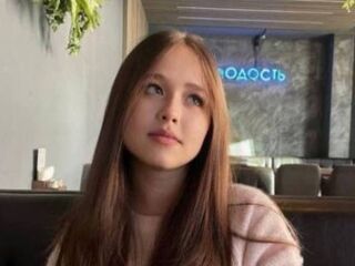 beautiful girl cam OlesiaSun