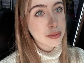 beautiful girl webcam SophiaToornet