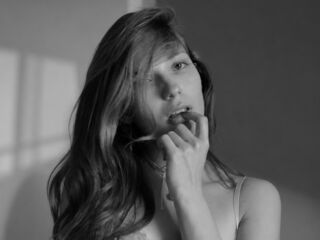 nude web cam SophieLix