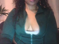 Ik ben een exotische, prachtige Caribische dame met een ongekende passie voor het leven en alles wat erbij komt kijken. Mijn warme uitstraling en sensuele energie zullen je direct betoveren, en ik ben hier om je mee te nemen op een reis van verleiding en plezier.Ben jij op zoek naar een hete, verleidelijke ervaring die je niet snel zult vergeten? Kom dan bij mij, de Caribische stoute dame die weet wat ze doet. Ik combineer de passie van de tropen met een ondeugende flair die jou gegarandeerd in vuur en vlam zal zetten.Met mijn exotische charme, speelse houding en avontuurlijke geest neem ik je mee naar een wereld van plezier en opwinding. Of je nu hebt in een flirterige chat, een uitdagend spel of iets dat je grenzen opzoekt, ik ben hier om jouw verlangens te vervullen.Dus, waar wacht je nog op? Kom bij mij en ontdek de magie van de Cariben, direct vanuit de privacy van jouw scherm. Ik ben klaar om je te verrassen, te prikkelen en je te laten verlangen naar meer. Durf jij het aan?