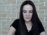 I am a sweet, open and sociable girl who loves to have fun and remember it forever.