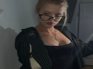 girl fingering pussy KateZalepa