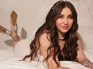 sexy cam girl KeiraHarts