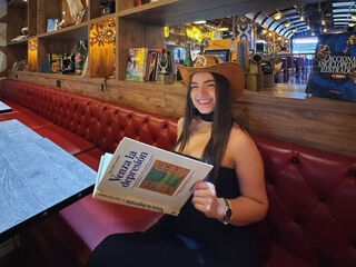 webcam babe chatroom MelanyCol