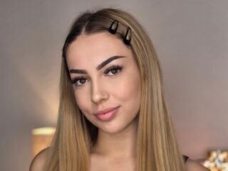 adult live webcam ZaraPlaya