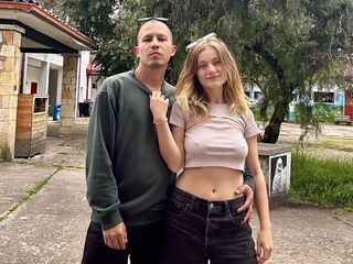 hot sex cam AndyZuzka