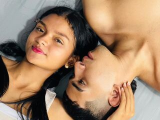 live webcam couple blowjob BlakeAndJess