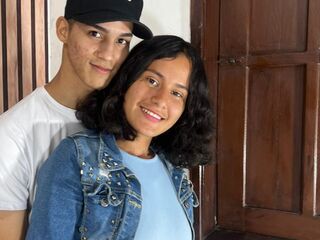 adult couple sex webcam chat CnadyAndOliver