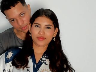 web cam live JohnnyAndTessa