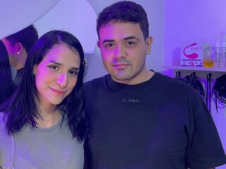 closeup livecam sex NicoleAndCamilo