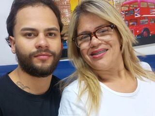 live cam chatroom VioletAndAlbert