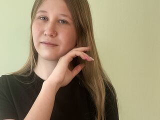 cam chatroom AdriaSecker