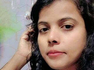 cam girl spreading pussy AishwariaRaie