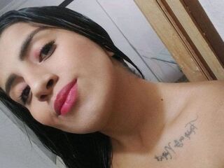 camgirl video chat AlanaMierss