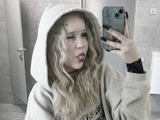 free nude web cam AlicaUwu