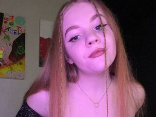 nude camgirl picture AliceSmithen