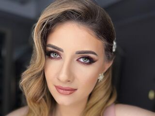 camgirl fingering wet pussy AliciaGreen