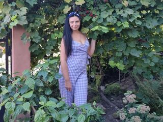 kinky webcam model AlisiaFers