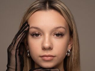 kinky video chat performer AmandaRandolph