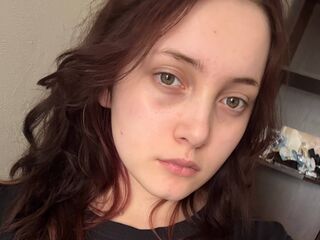 topless webcam girl AmilyBens