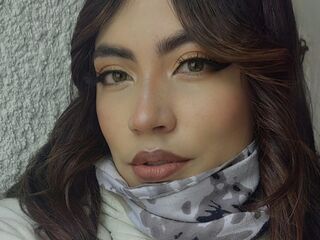 naked cam girl gallery AmyZambrano
