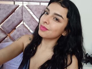beautiful girl AndreaWeins