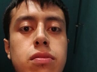 chat room sex webcam show AngelGio
