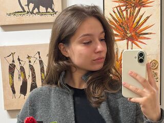 naked cam girl masturbating with sextoy AnnaMariardi
